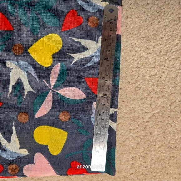 Boden Wool Lightweight Scarf Hearts Birds - Picture 8 of 9